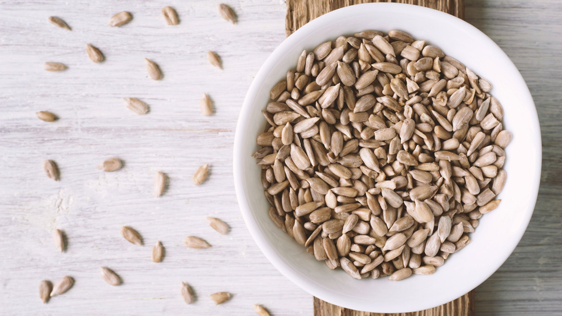 Sunshine in a Seed: The Mood-Boosting and Energy-Enhancing Power of Sunflower Seeds!